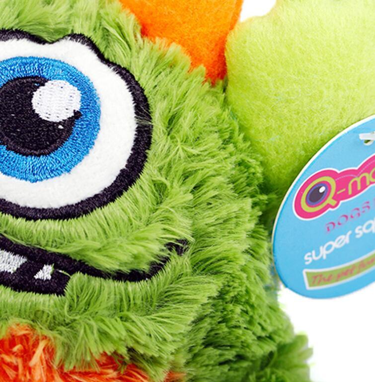 Monster Munchie Ball: The Bouncy, Boisterous, Tooth-Cleaning Squeaker That’s a Total Howl!