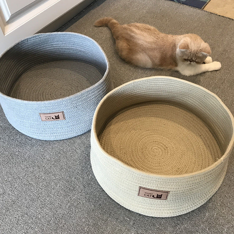 The Purrfect Pup Palace: Round Cat Bed for Tiny Dogs and Finicky Felines!