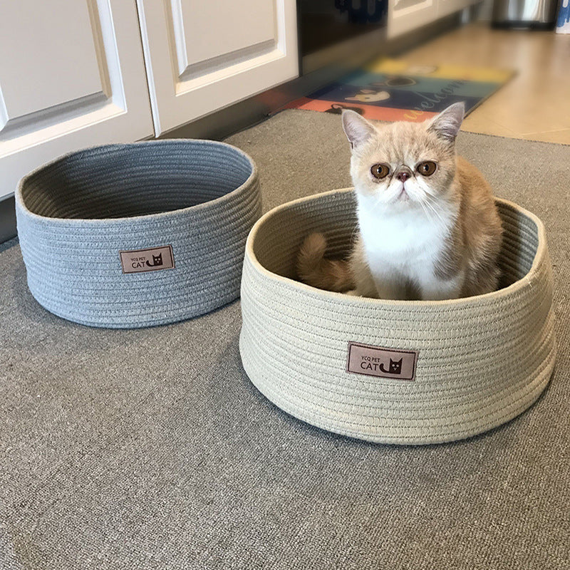 The Purrfect Pup Palace: Round Cat Bed for Tiny Dogs and Finicky Felines!